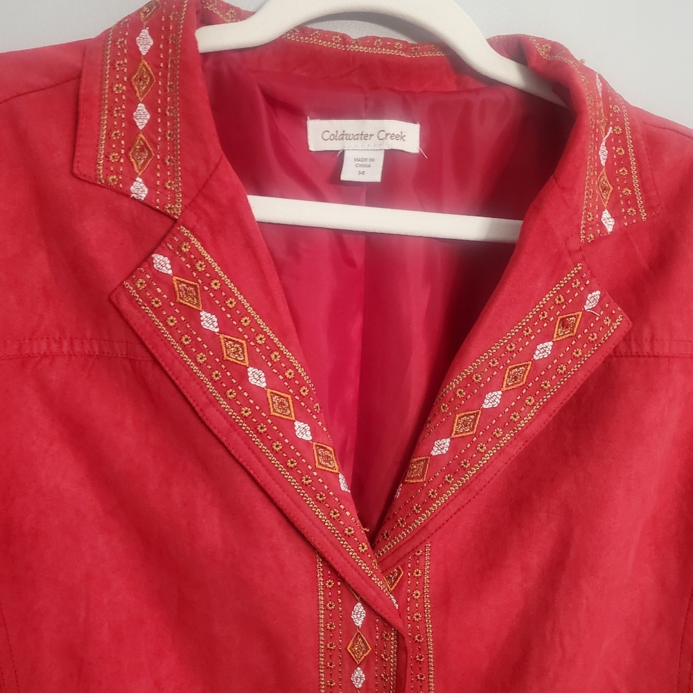 ColdWater Creek Red Faux Suede Embroidered Embellished Blazer  Sz14 Chic Grandma - Picture 5 of 16